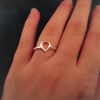 Ring "Gedrehter Tropfen"